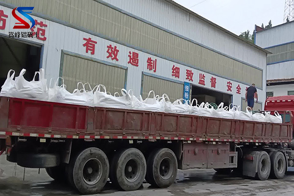 鋁土礦價格與需求之間的關(guān)系